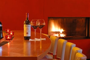 Bar (on property) - Hotel Simi (Zermatt)