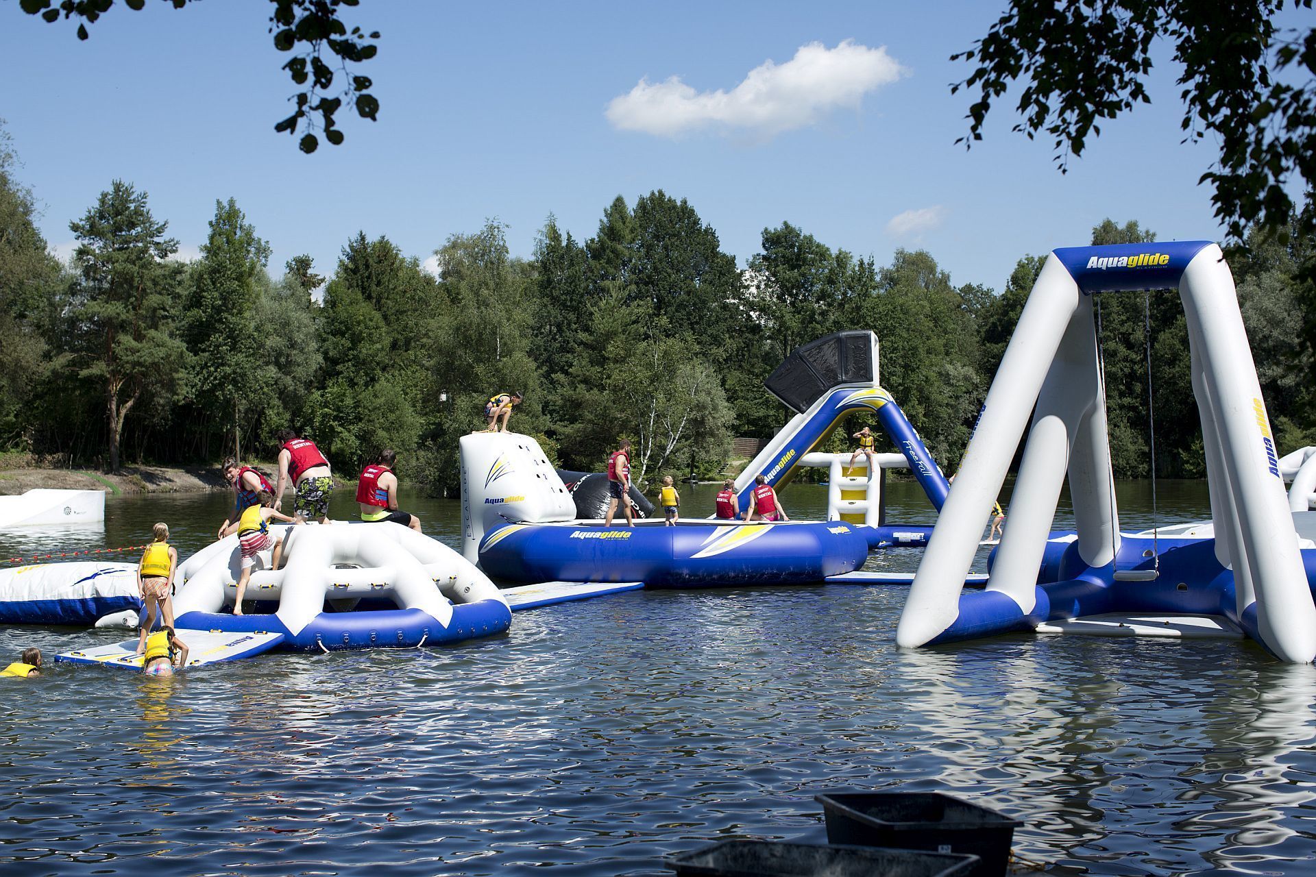 children’s play area – outdoor