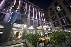 숙박 시설 정면