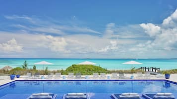 2 outdoor pools, free cabanas, pool umbrellas