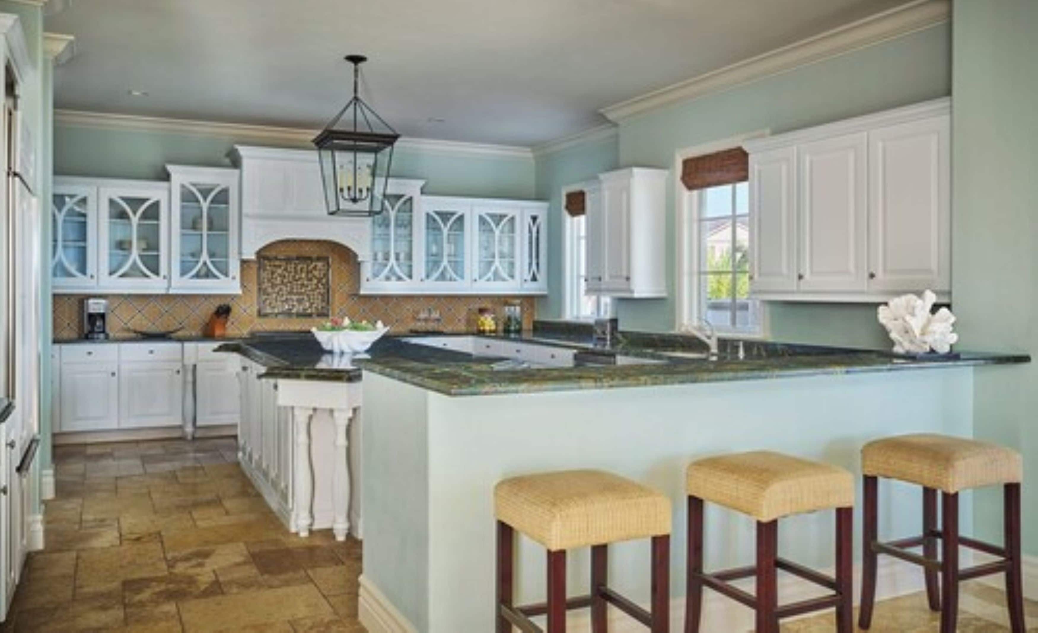 penthouse, 4 bedrooms, ocean view | private kitchen | full-sized fridge, microwave, oven, stovetop