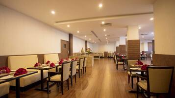 2 restaurants, Mediterranean cuisine