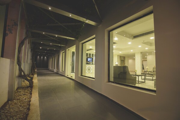 Exterior detail - Southernstar Bangalore (Bengaluru)