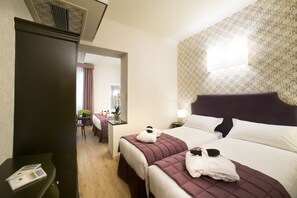 Coffres-forts dans les chambres, bureau, chambres insonorisées