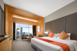 Premium bedding, minibar, in-room safe, desk - Jianguo Hotel Guangzhou (Guangzhou)