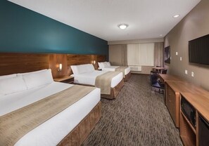 Elite Triple Room | Iron/ironing board, free WiFi, bed sheets