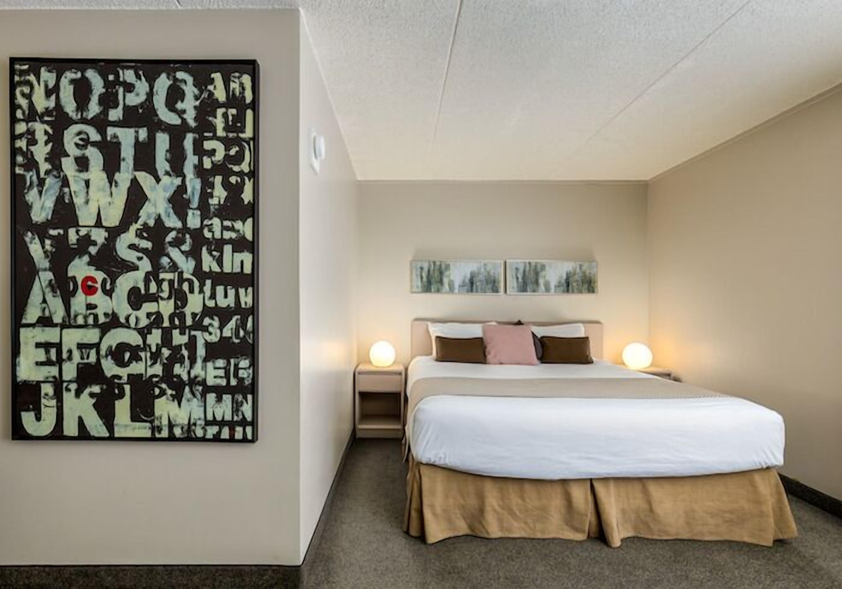 Studio Standard, 1 très grand lit | Bureau, fer et planche à repasser, Wi-Fi gratuit, draps fournis