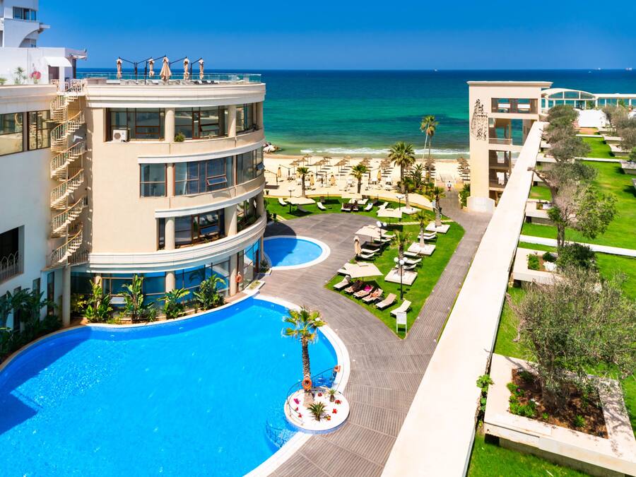 Indoor pool, 2 outdoor pools, pool umbrellas, pool loungers