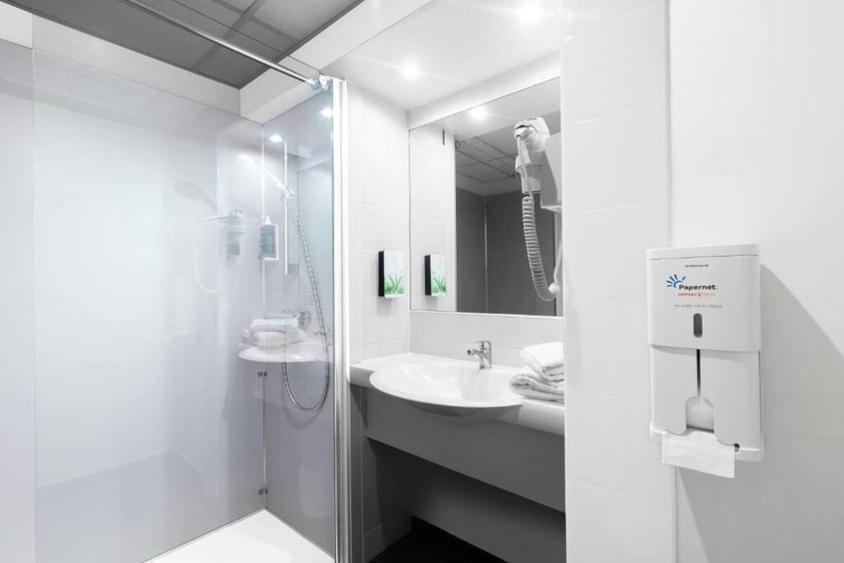 Free toiletries, hair dryer, towels