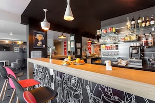Bar (en la propiedad)