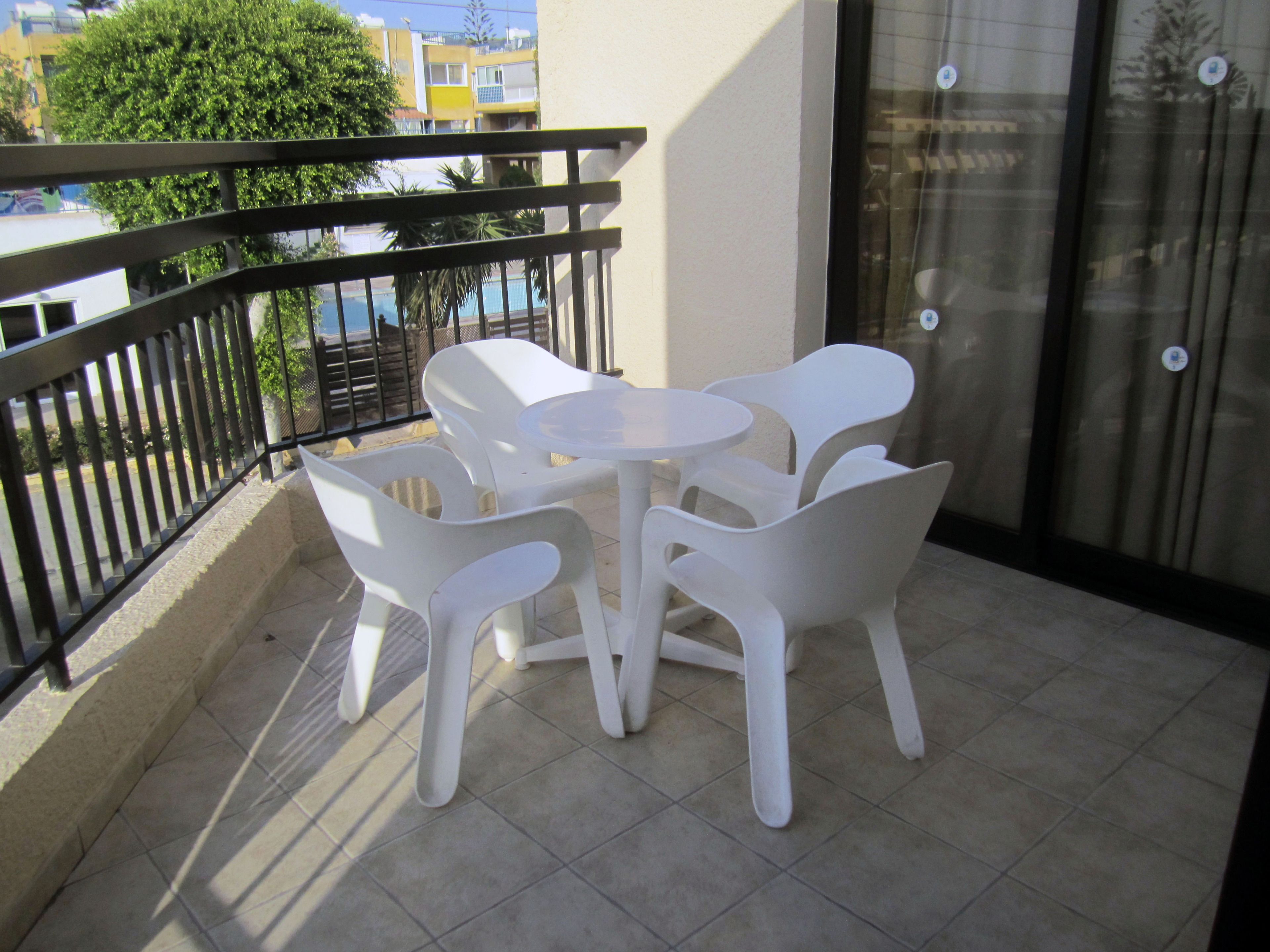 Apartamento, 2 habitaciones | Balcón