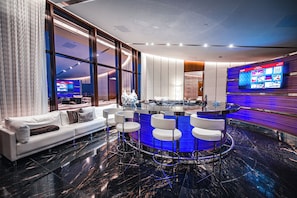 Twist Suite | Living area