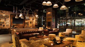 14 bars/lounges, poolside bar