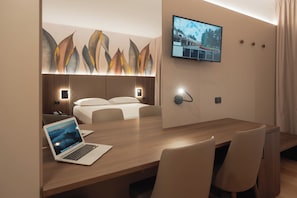 Habitació Deluxe | Llençols de cotó egipci, roba de llit d'alta qualitat i cobrellits 