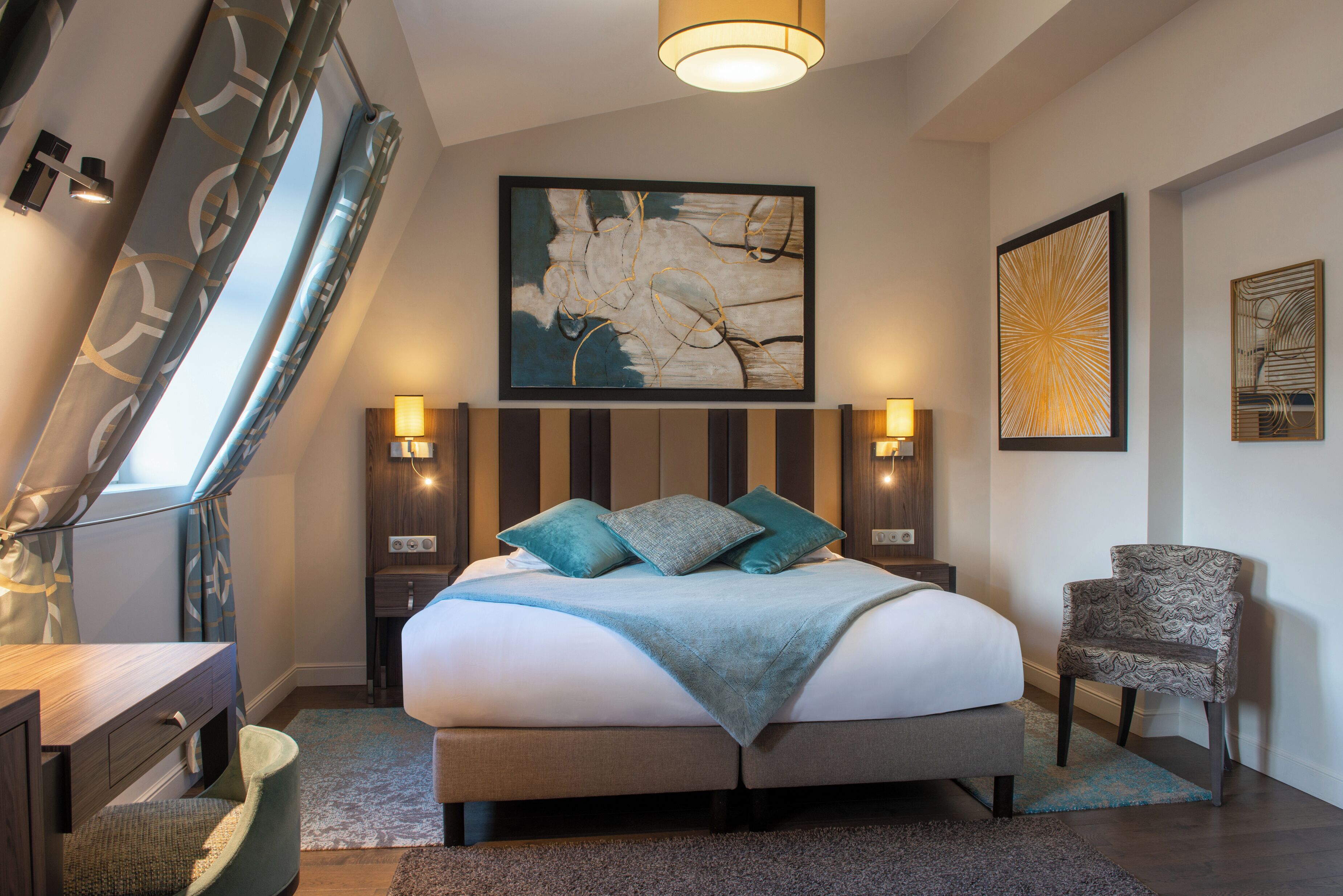 prestige familiale vue arc de triomphe | 1 bedroom, premium bedding, in-room safe, desk