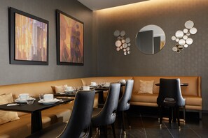 Petit déjeuner en semaine (20 EUR par personne)
