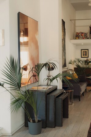 32-inch LCD TV with satellite channels, TV - Hotel Palazzo Guiscardo (Pietrasanta)