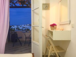 Télévision de 24 pouces avec chaînes par satellite