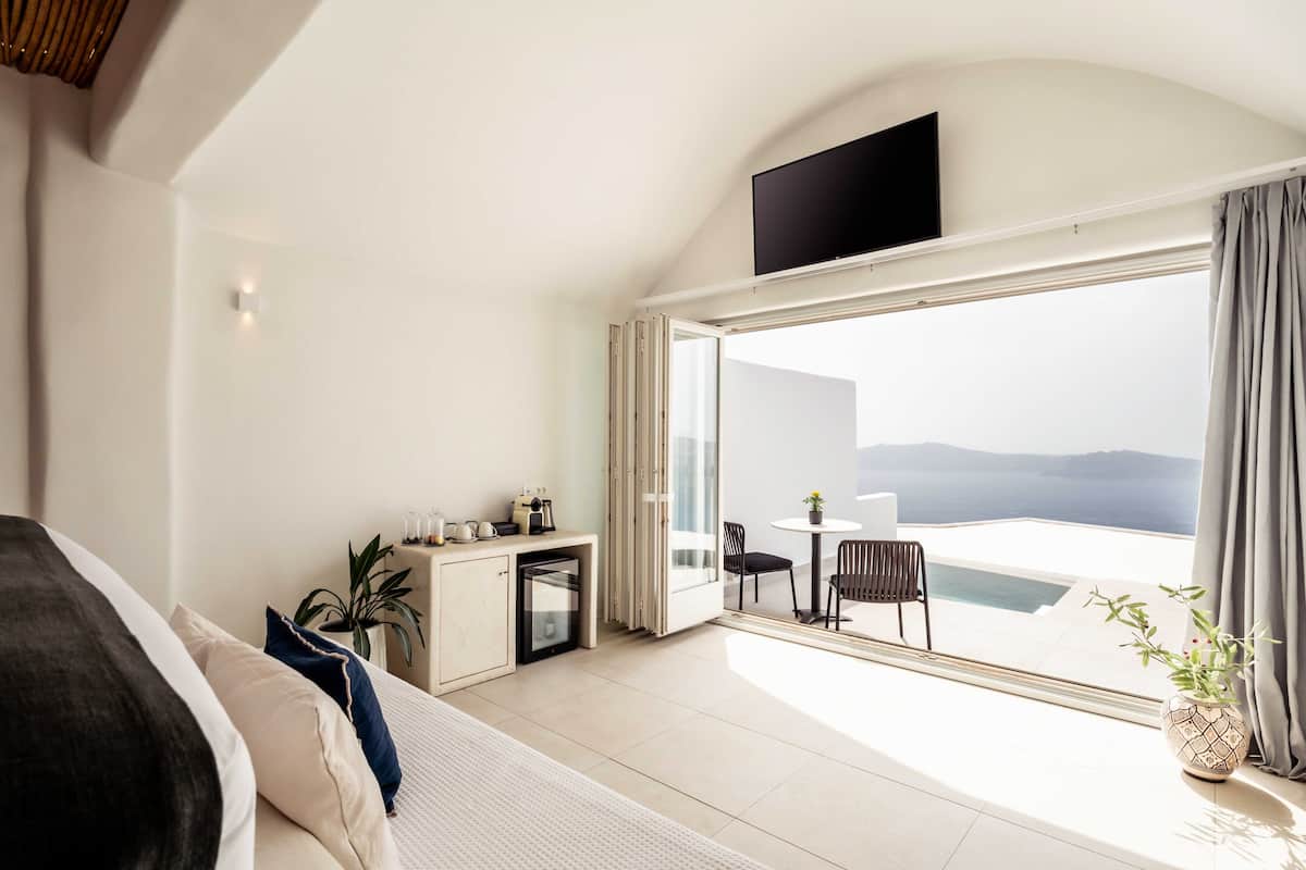 Executive Room Caldera View with Outdoor Mini Plunge Pool Double | Balkongutsikt