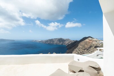Rocabella Santorini Hotel & SPA
