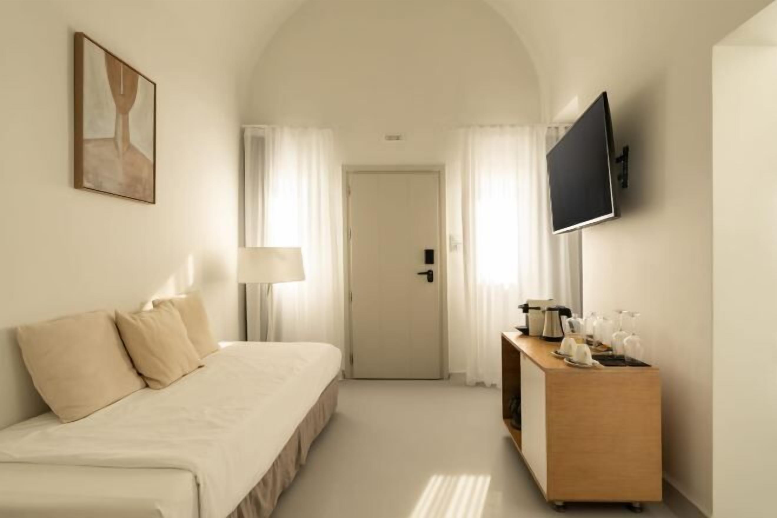 Premium bedding, minibar, in-room safe, individually decorated