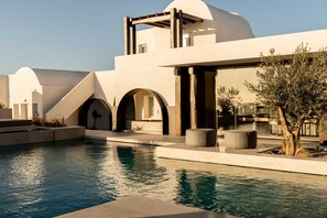 3 outdoor pools, open 11:00 AM to 7:00 PM, sun loungers - Rocabella Santorini Hotel & SPA  (Santorini)