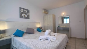 Quadruple Room, 2 Bedrooms | In-room safe, blackout drapes, iron/ironing board (on request) - Margarita Hotel Santorini (Santorini)
