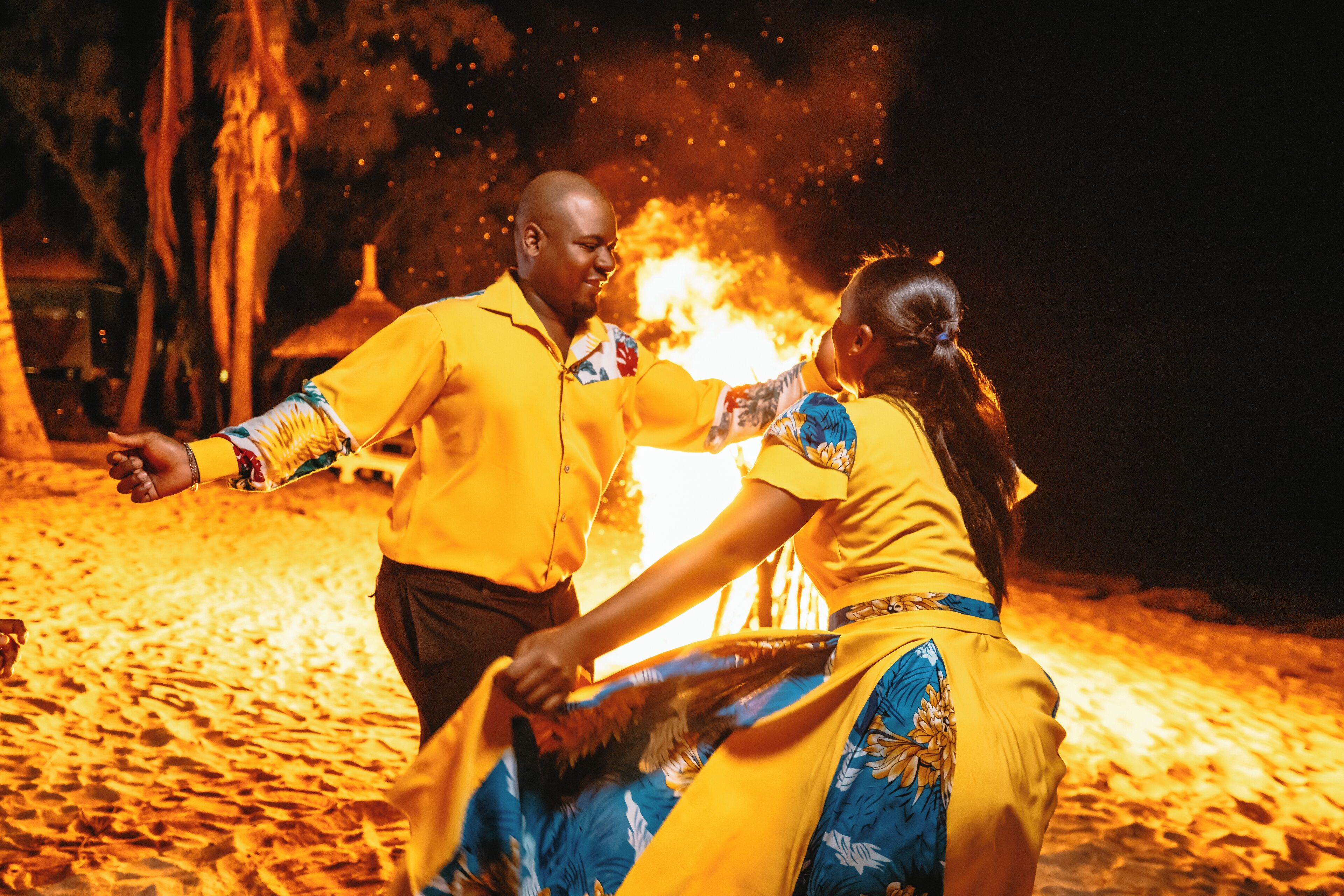 on the beach, white sand, beach towels, scuba diving