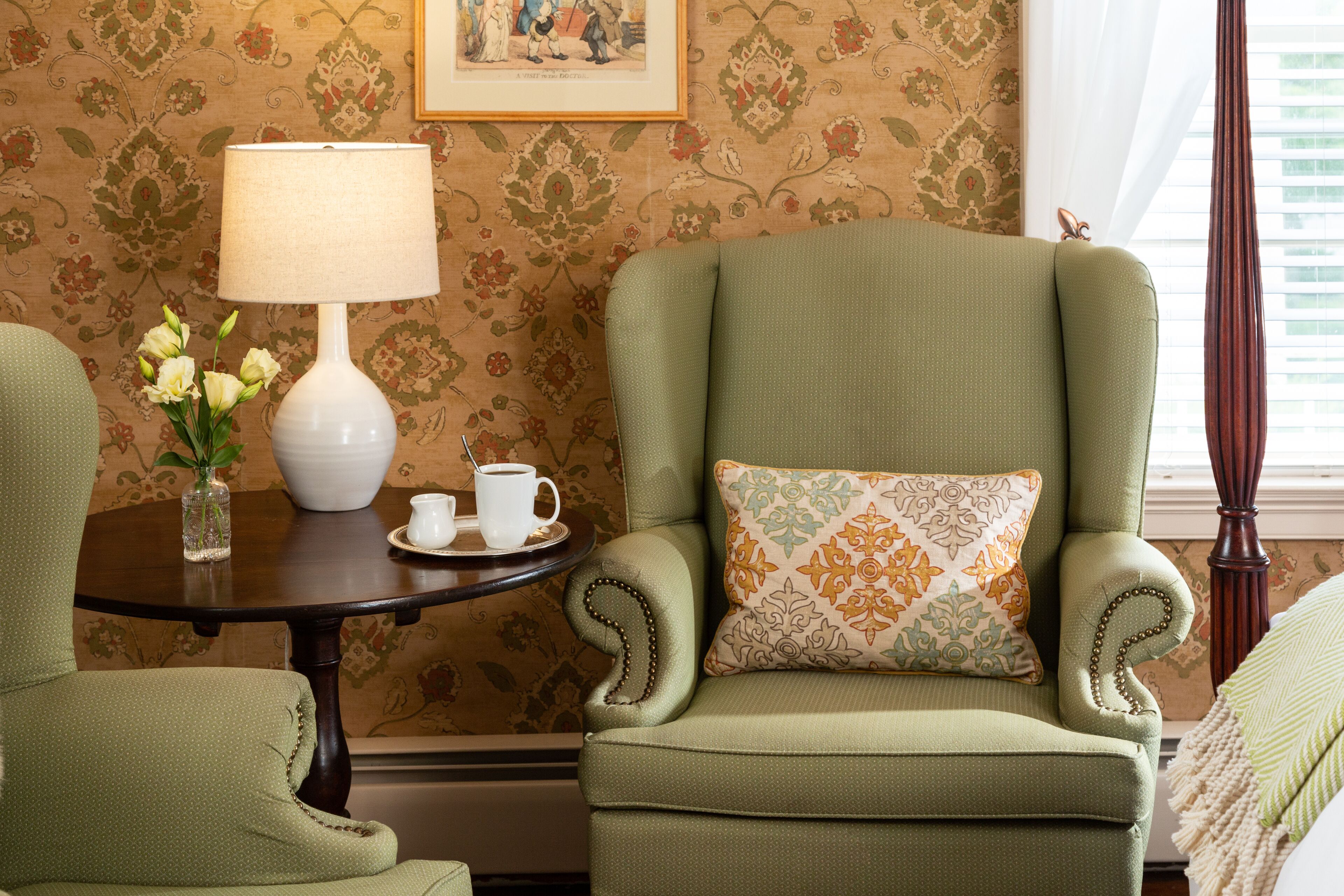 tavern room, 1 queen bed | egyptian cotton sheets, premium bedding, down duvets, pillow-top beds