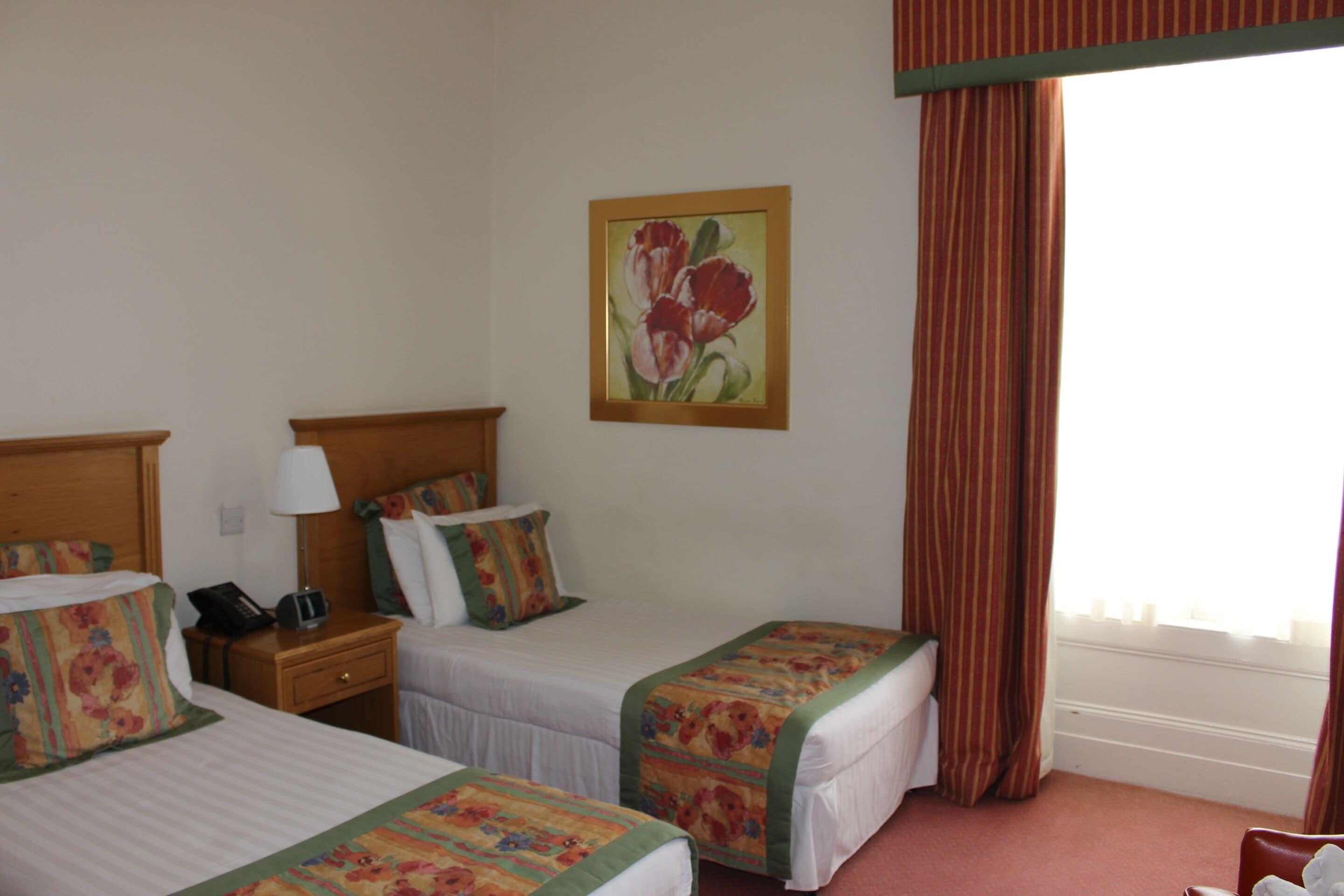 twin room, ensuite (single beds)