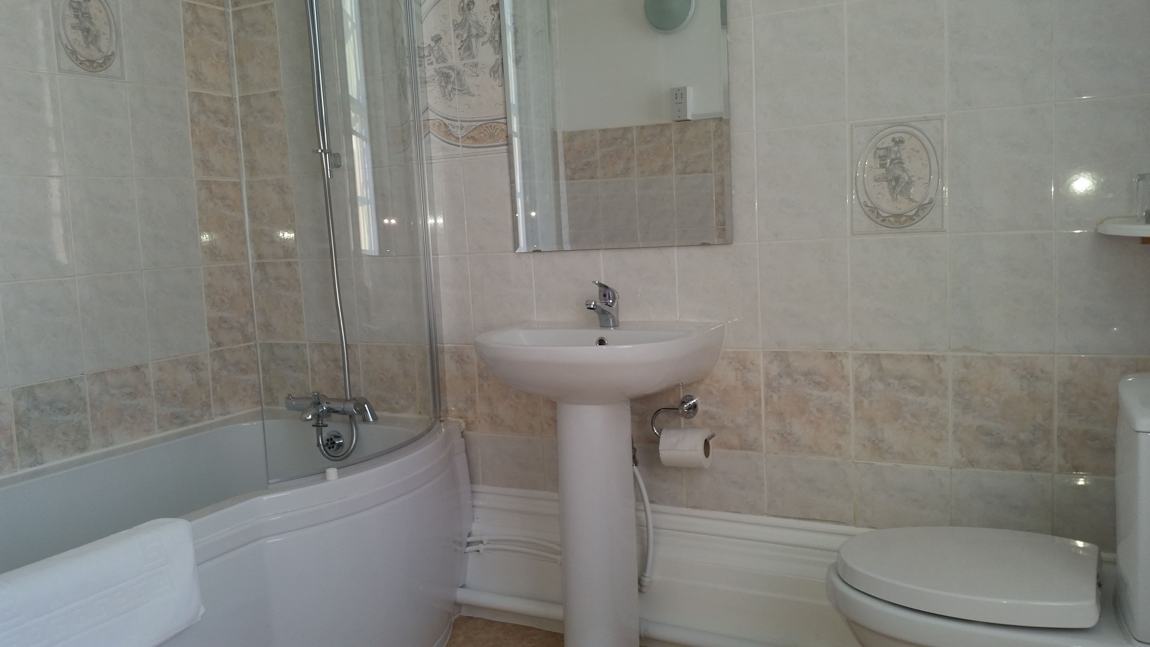 superior double room | bathroom | free toiletries, hair dryer, towels