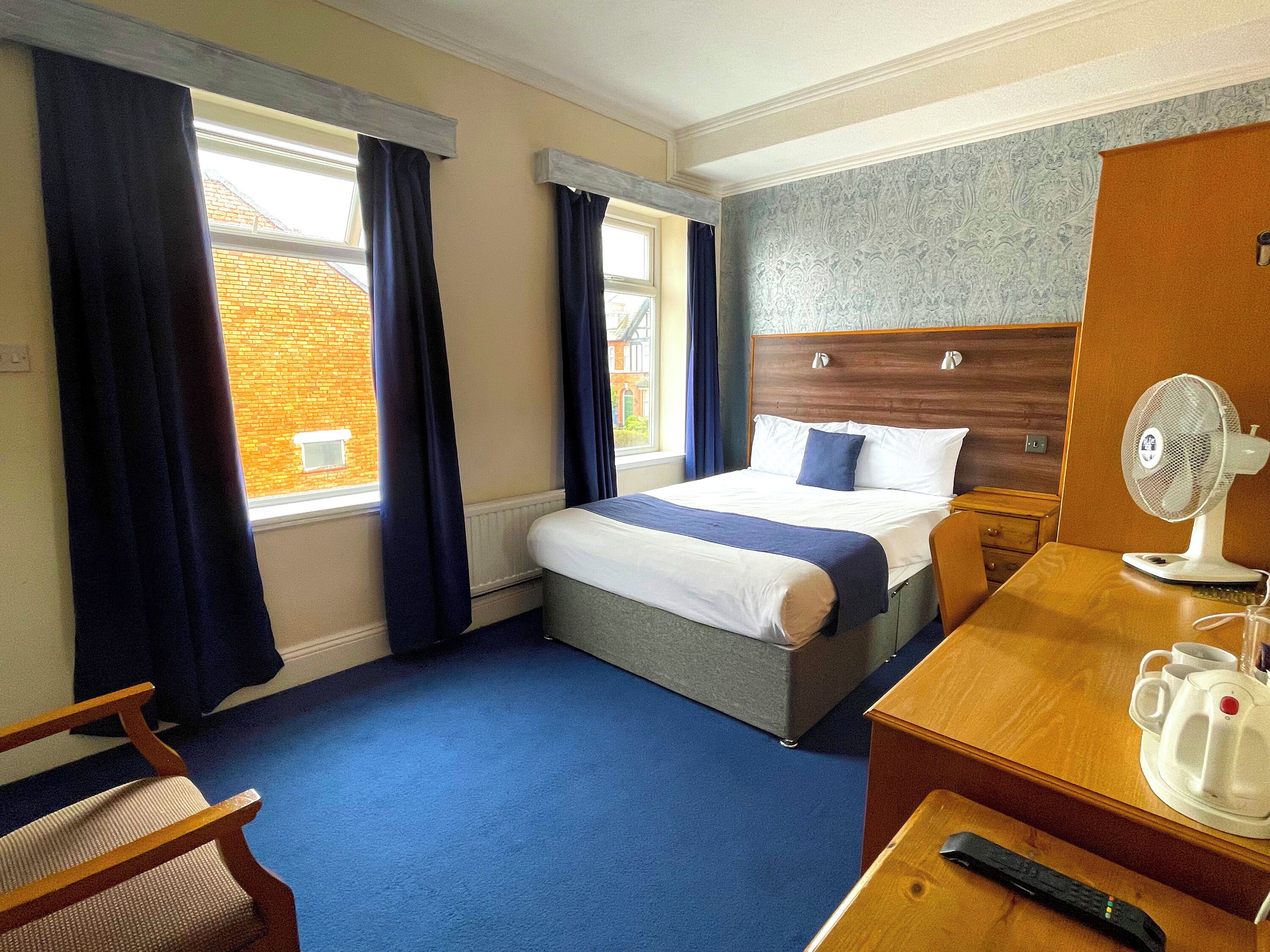 1 多间卧室、办公桌、熨斗/熨衣板、免费 WiFi