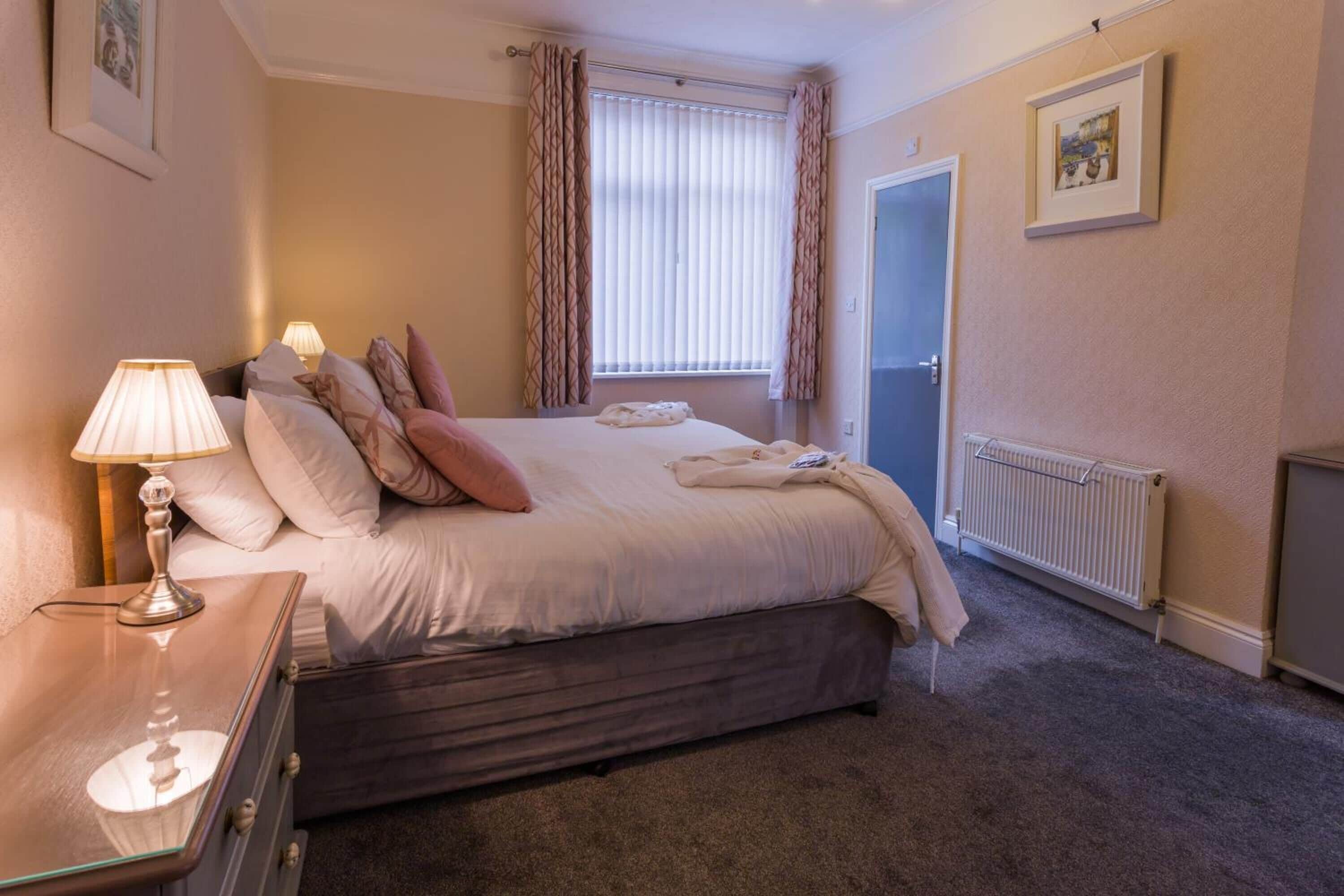 Photo - The Rosscourt