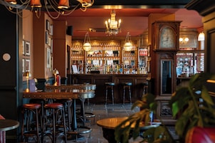 Bar (en la propiedad)