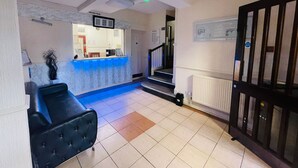 Lobby - Star Hotel, South Leicester (Leicester)