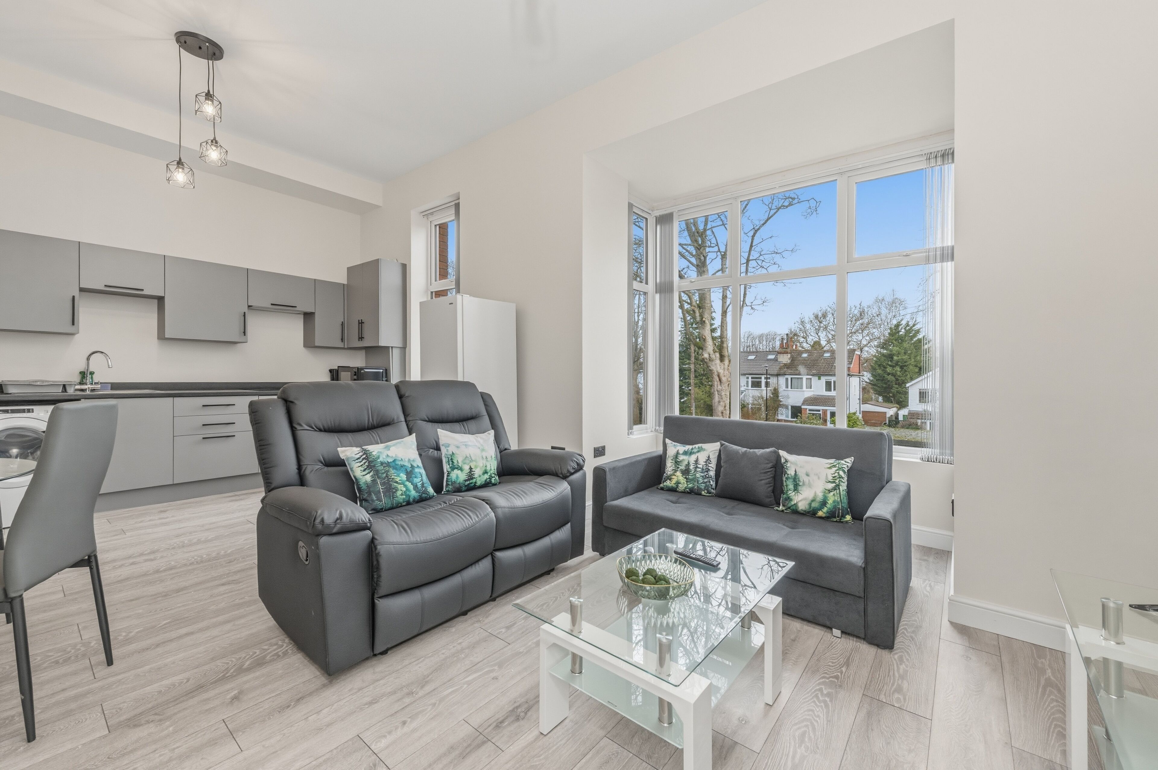 Executive Apartment, 2 Bedrooms | Living area