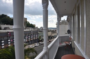 Double Room With Super King Size Bed, With Balcony | Egyptian cotton sheets, premium bedding, Select Comfort beds