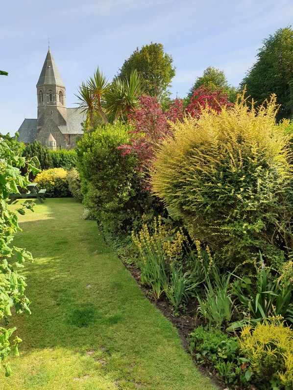 View from property - The Wycliffe Guest House (Folkestone)