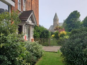 View from property - The Wycliffe Guest House (Folkestone)