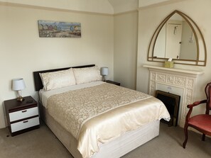 Double Room, Private Bathroom - The Wycliffe Guest House (Folkestone)