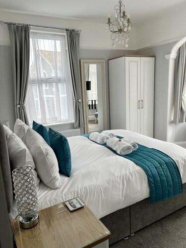 Bentley Lodge Guest House