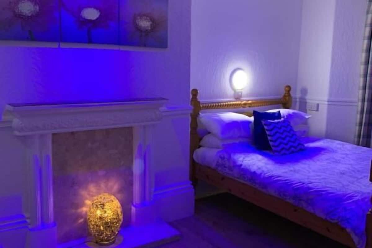 family room, ensuite (2 adults + 3 children) | in-room safe, iron/ironing board, free wifi