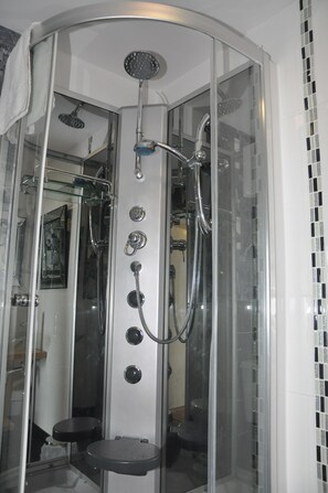 Chambre Double Supérieure | Salle de bain