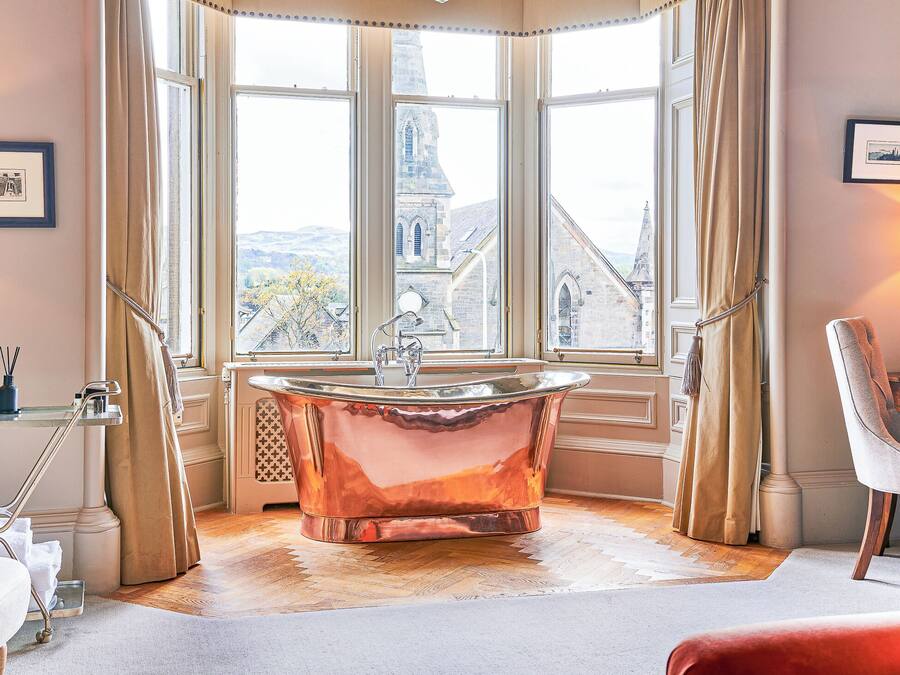 The Roseate Suite (located at 4 West Coates) | Egyptian cotton sheets, premium bedding, memory foam beds, in-room safe