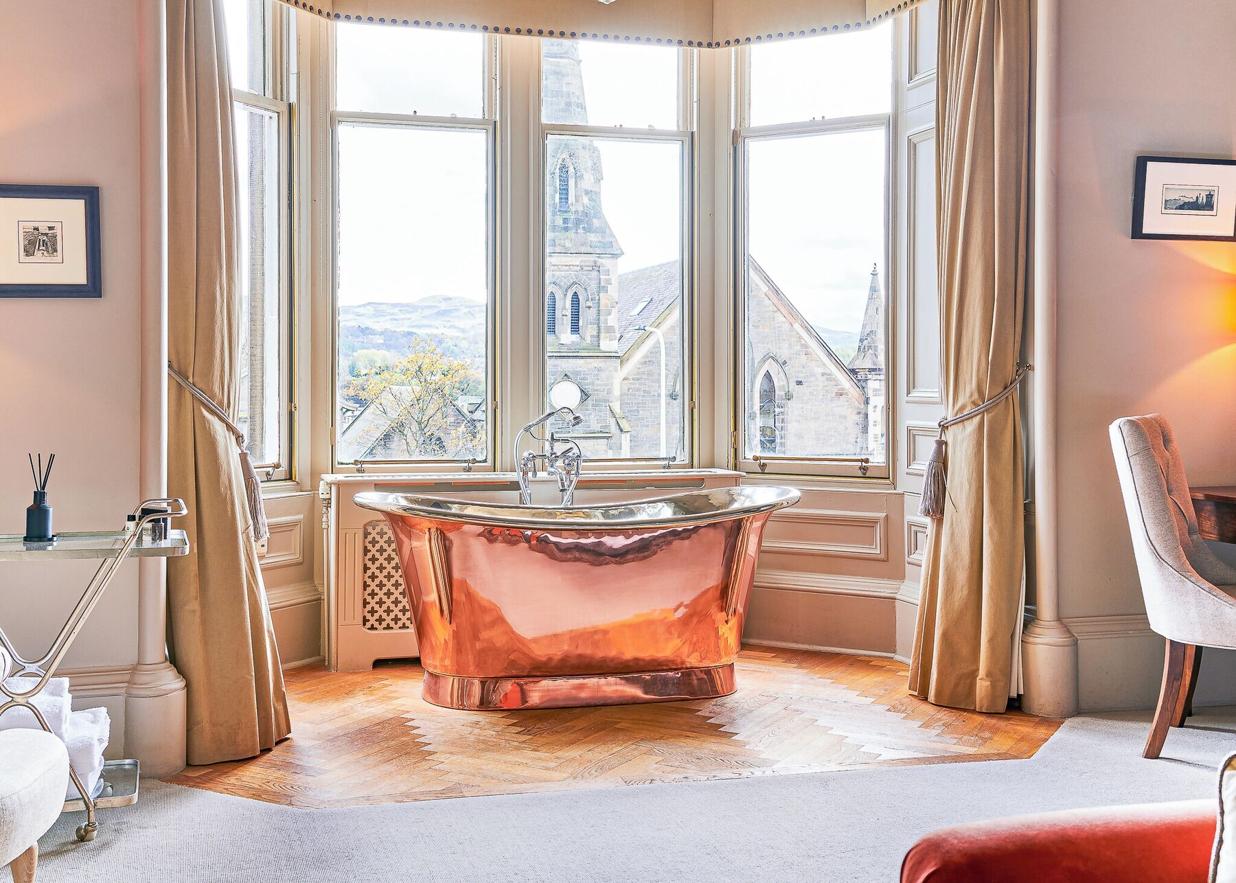 The Roseate Suite (located at 4 West Coates) | Sábanas de algodón egipcio y ropa de cama de alta calidad 