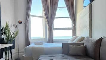 Standard Quadruple Room, Ensuite, Sea View | 1 bedroom, free WiFi, bed sheets
