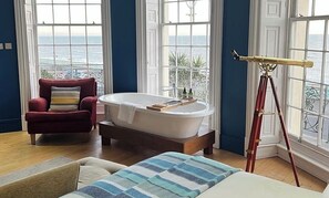 Egyptian cotton sheets, premium bedding, iron/ironing board, free WiFi - Drakes of Brighton (Brighton)