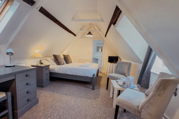 Superior Triple Room, Multiple Beds (Attic) | In-room safe, desk, blackout drapes, iron/ironing board