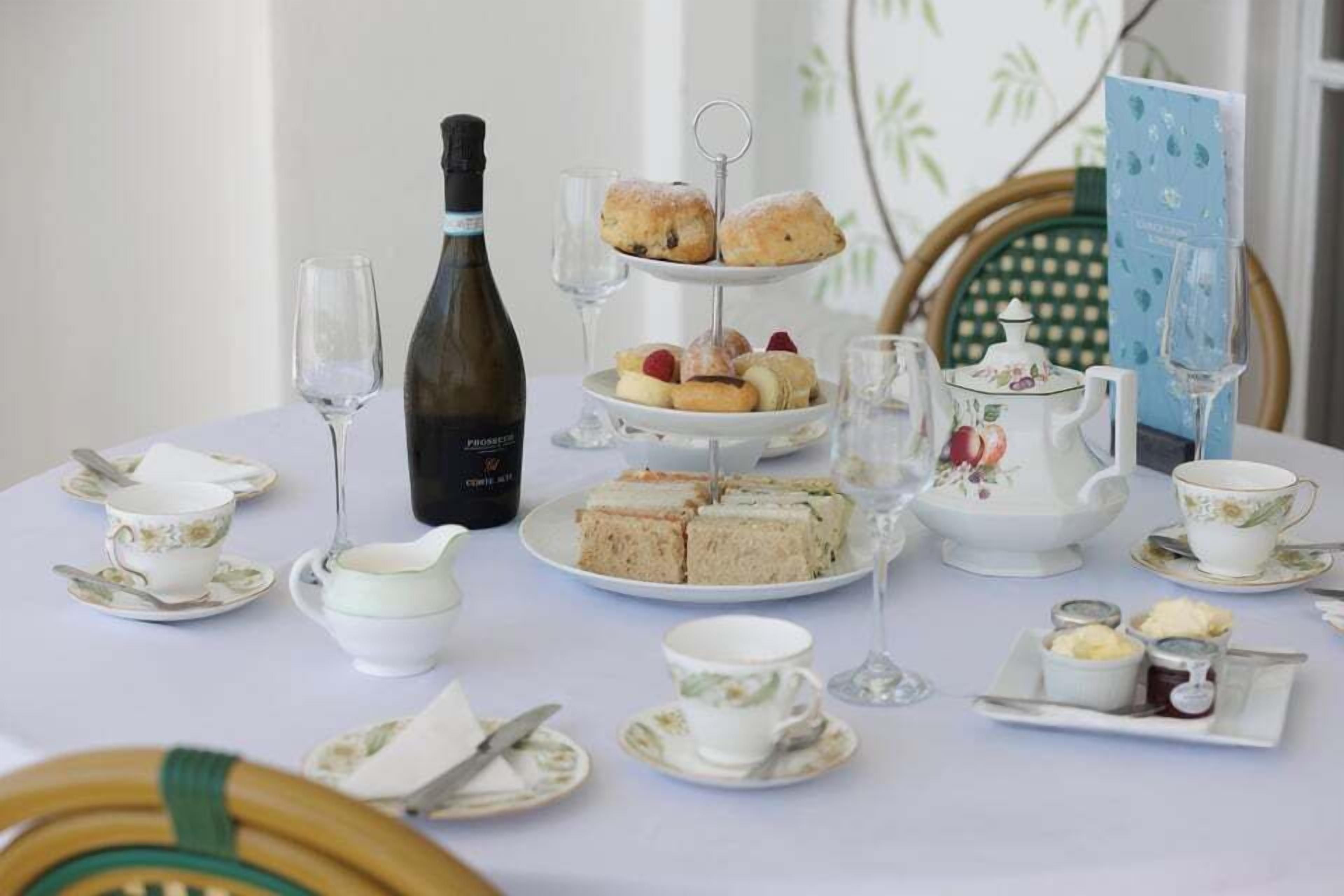 Photo - The Cumberland Hotel