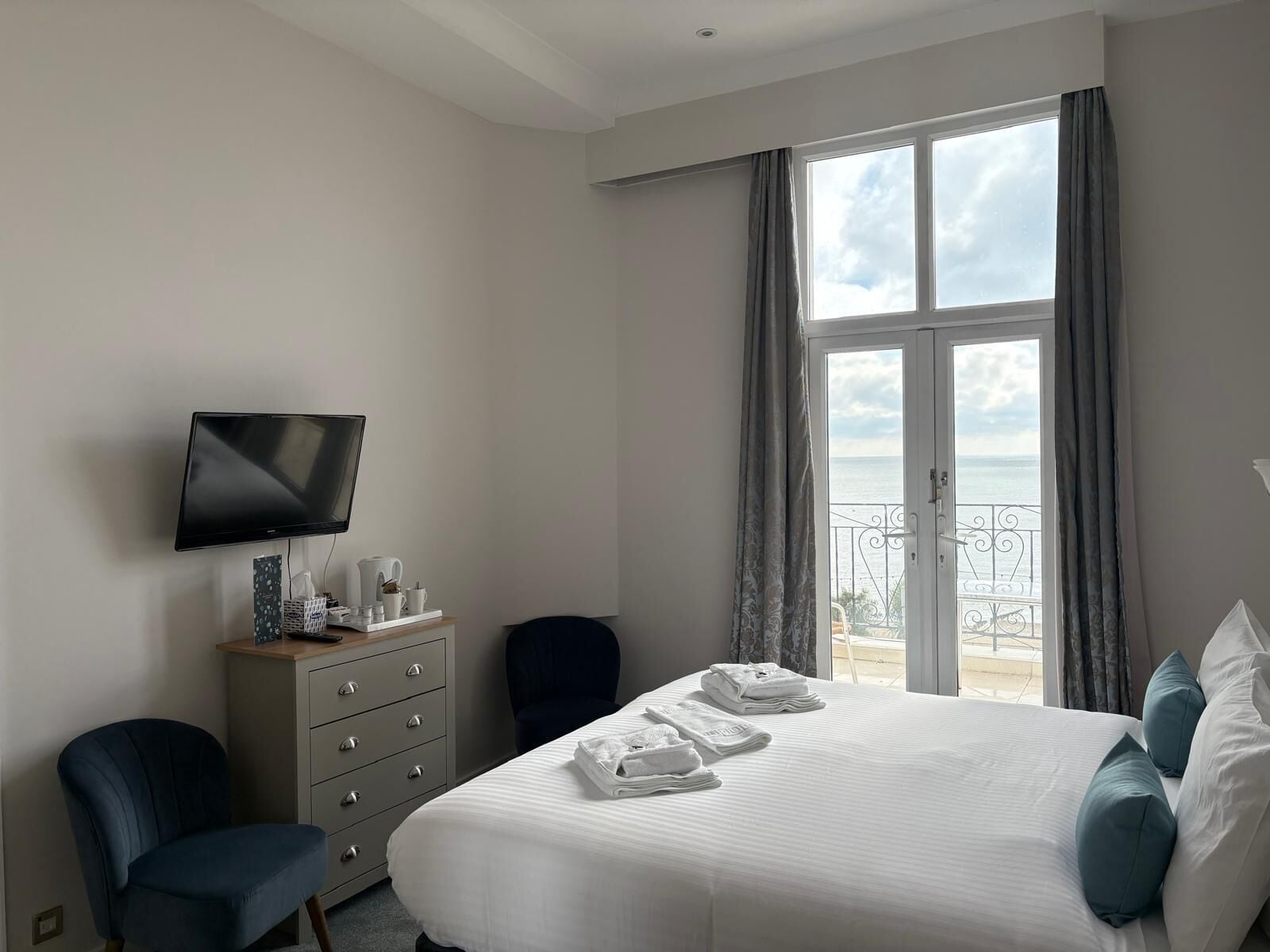 Photo - The Cumberland Hotel